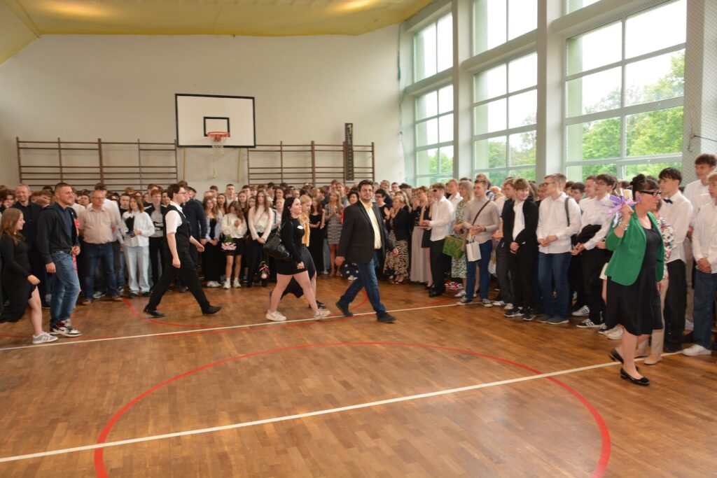 zakończenie roku sala gimnastyczna